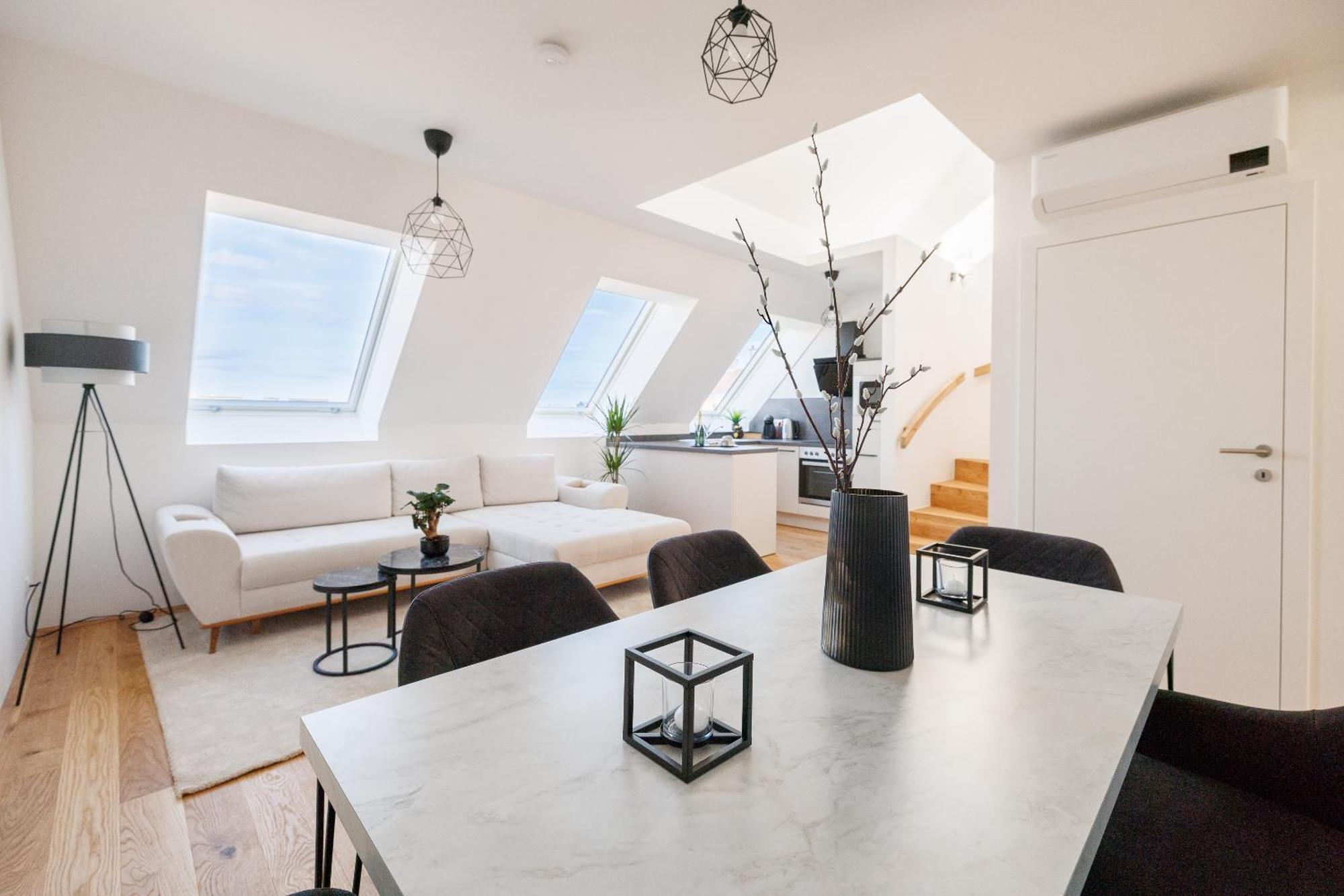 Symphony Apartments 38 - Modern Loft With Terrace And Grill In Central Location Vienna Exterior photo