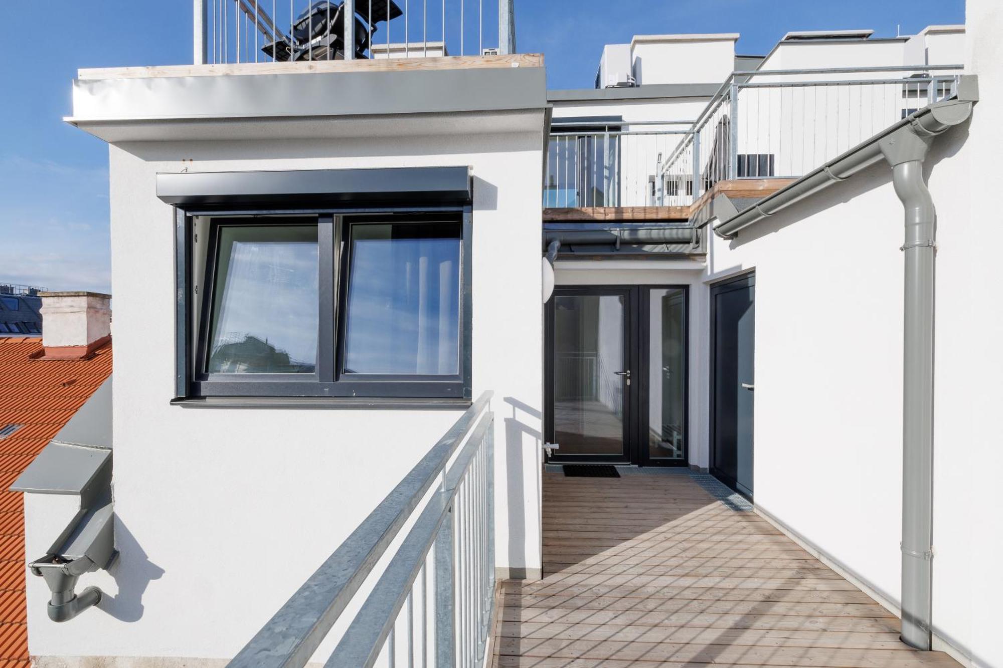 Symphony Apartments 38 - Modern Loft With Terrace And Grill In Central Location Vienna Exterior photo